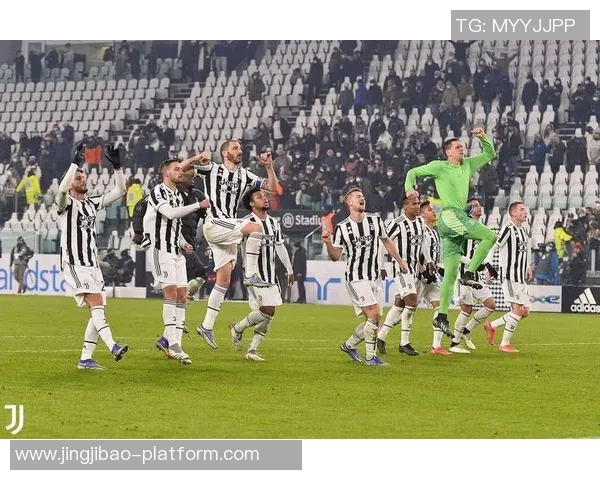 意甲激情对决:那不勒斯大胜尤文图斯点球瞬间引发全场狂欢 意甲激情对决:那不勒斯大胜尤文图斯点球瞬间引发全场狂欢