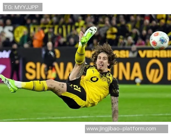 意甲激战:里昂狂胜多特蒙德6-2乌龙球瞬间点燃全场激情 意甲激战:里昂狂胜多特蒙德6-2乌龙球瞬间点燃全场激情