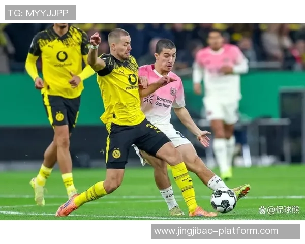 欧联杯惊心动魄曼城4-3逆转巴萨帽子戏法引爆全场激情时刻回顾