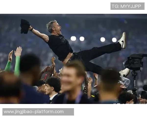 德甲激战巴黎圣日耳曼点球绝杀AC米兰全场沸腾战报回顾